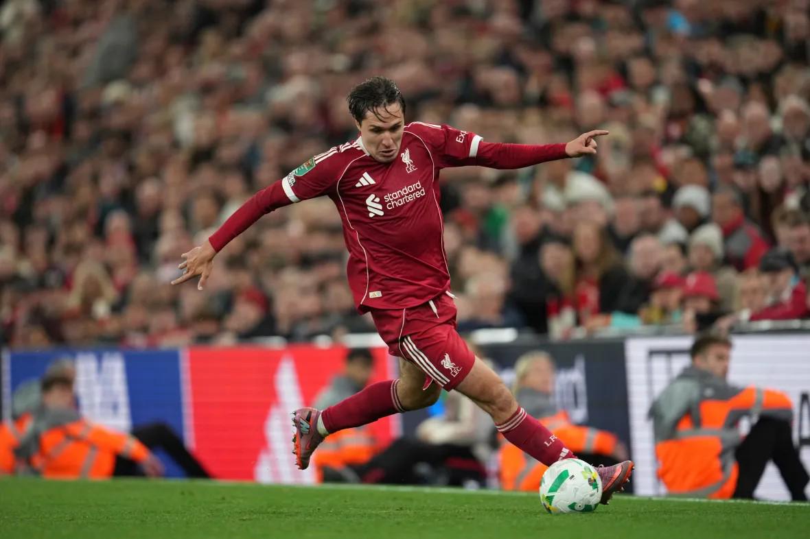 并在周二晚, ue, 韧带损伤 并在周二晚, ue, 韧带损伤