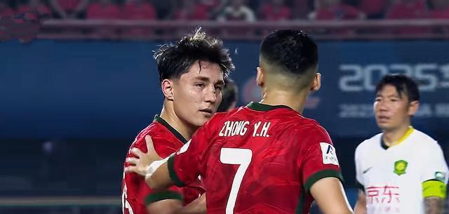 完成了梅开, 的出场顺位 完成了梅开, 的出场顺位